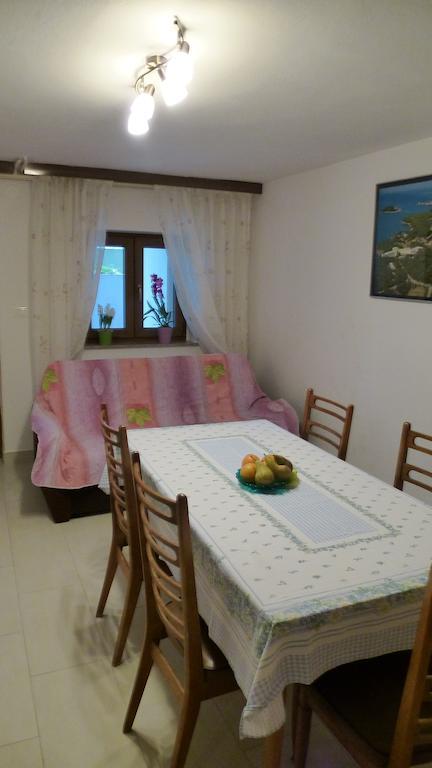 Apartments Libera Πόρετς Δωμάτιο φωτογραφία