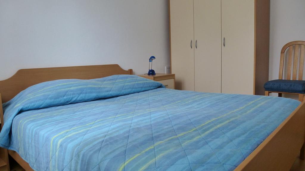 Apartments Libera Πόρετς Δωμάτιο φωτογραφία